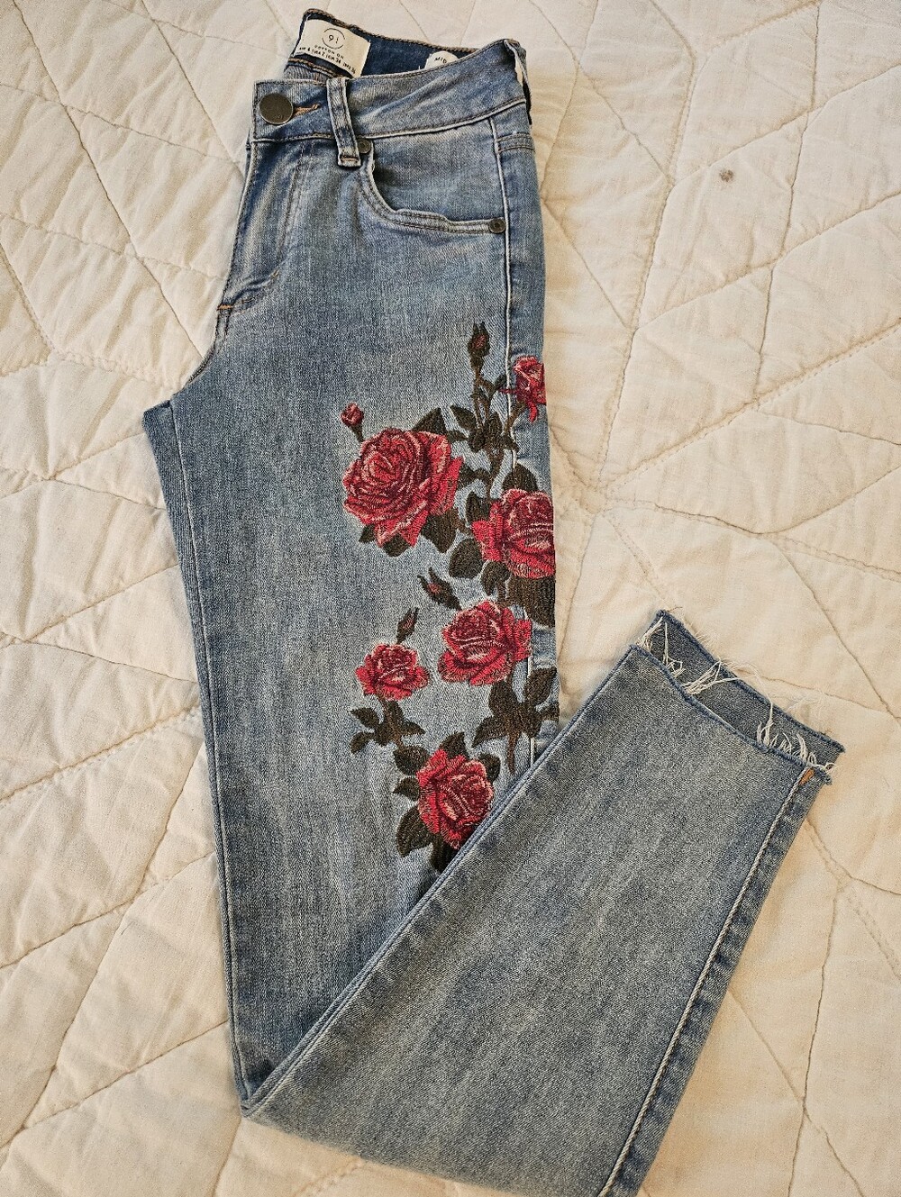 Cotton On 91- Mid Grazer Skinny- Floral Embroidered Jeans- Size 2 - Picture 3 of 9